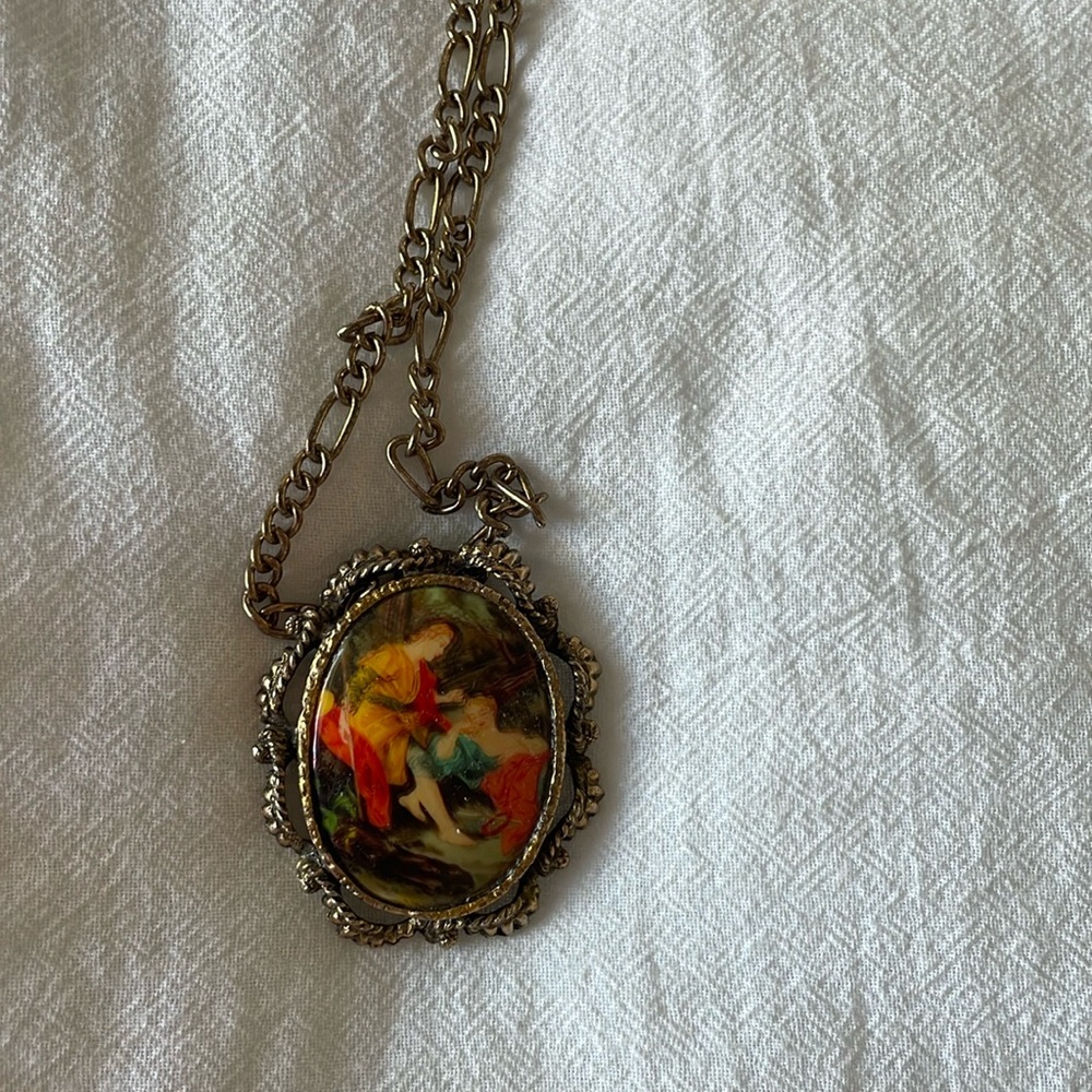 Vintage necklace. Long.